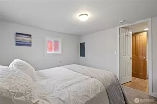 1320 N Oak Harbor St, Oak Harbor, WA 98277 - Photo 16