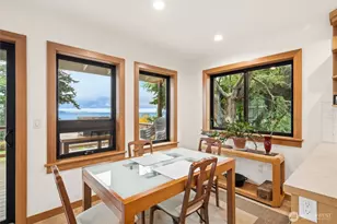 2533 Island View Ln, Lummi Island, WA 98262 - Photo 10