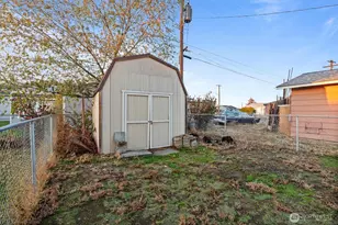 2208 W Spruce, Moses Lake, WA 98837 - Photo 32