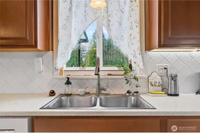 166 Geneva Lane, Castle Rock, WA 98611 - Photo 8