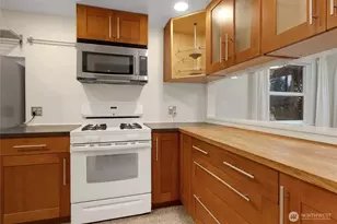 1316 SW 116th St, Seattle, WA 98146 - Photo 8