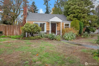1316 SW 116th Street, Seattle, WA 98146 - Photo 2