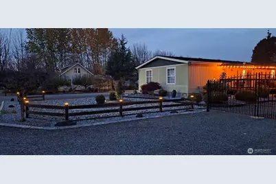 9821 Dechaux Road E, Edgewood, WA 98371 - Photo 36