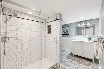 1407 1st Avenue N, Seattle, WA 98109 - Photo 28