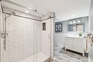 1407 1st Ave N, Seattle, WA 98109 - Photo 28