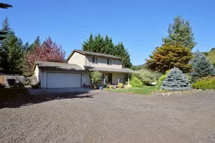 62 Bunting Dr, Ariel, WA 98603 - Photo 2