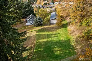 965 E Brookdale Rd, Tacoma, WA 98445 - Photo 10