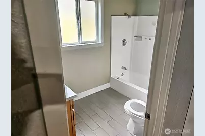 965 E Brookdale Road, Tacoma, WA 98445 - Photo 32