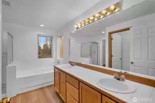 820 Grimes Rd, Bothell, WA 98012 - Photo 20