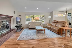 15035 NE 16th St, Bellevue, WA 98007 - Photo 4