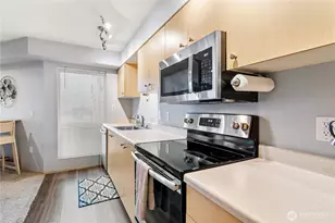 2818 Grand Ave, Everett, WA 98201 - Photo 4