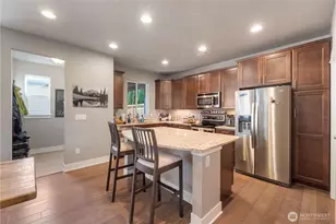 18436 Village Pkwy E, Bonney Lake, WA 98391 - Photo 10