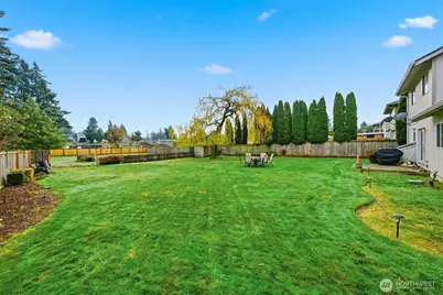 15715 44th Avenue Ct E, Tacoma, WA 98446 - Photo 2