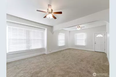 304 Varner Avenue SE, Orting, WA 98360 - Photo 12