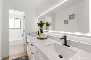 8305 Duncan Ave S, Seattle, WA 98118 - Photo 8