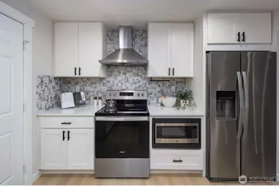 9029 4th Avenue NW, Seattle, WA 98117 - Photo 14