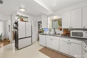 5724 Lowell Rd, Everett, WA 98203 - Photo 4