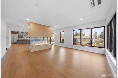 7903 240th Street SW, Edmonds, WA 98026 - Photo 6