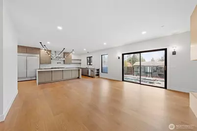 7903 240th Street SW, Edmonds, WA 98026 - Photo 6