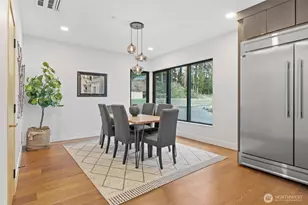 7903 240th St SW, Edmonds, WA 98026 - Photo 4