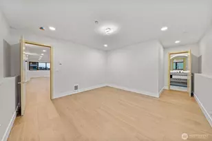 7905 240th St SW, Edmonds, WA 98026 - Photo 24