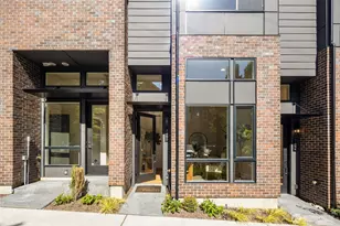 3406 E Spring St, Seattle, WA 98122 - Photo 2