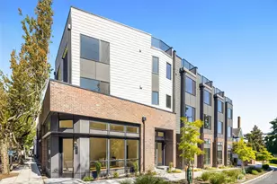 3406 E Spring St, Seattle, WA 98122 - Photo 8