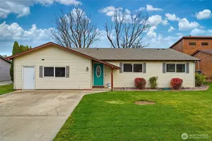 303 De Haven St, Milton-Freewater, OR 97862 - Photo 1