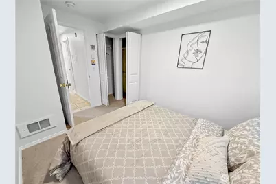 300 10th Avenue #B-105, Seattle, WA 98122 - Photo 12