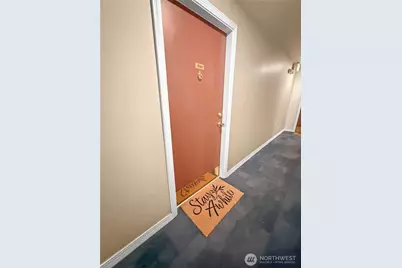 300 10th Avenue #B-105, Seattle, WA 98122 - Photo 4