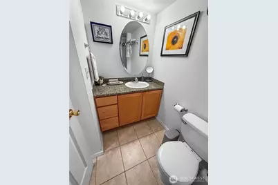 300 10th Avenue #B-105, Seattle, WA 98122 - Photo 8