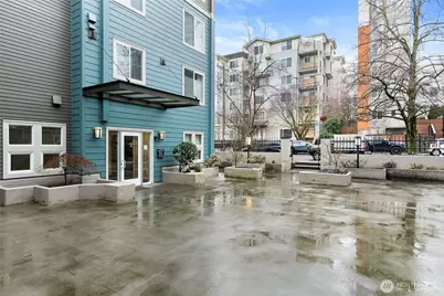 300 10th Avenue #B-105, Seattle, WA 98122 - Photo 30