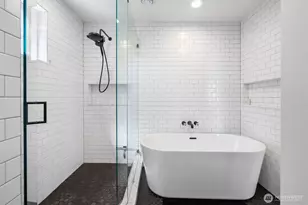 312 Prospect St, Seattle, WA 98109 - Photo 30