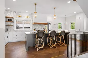 312 Prospect St, Seattle, WA 98109 - Photo 20