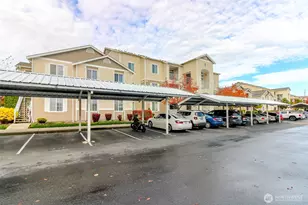 10007 186 St E, Puyallup, WA 98375 - Photo 1