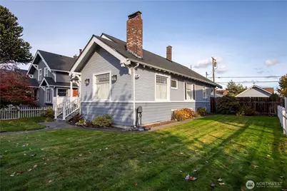 3427 Oakes Avenue, Everett, WA 98201 - Photo 2