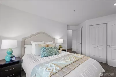 3121 W Government Way #302, Seattle, WA 98199 - Photo 8