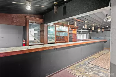 930 SE Pioneer Way, Oak Harbor, WA 98277 - Photo 8