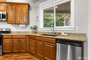 580 Eatonville Hwy W, Eatonville, WA 98328 - Photo 16