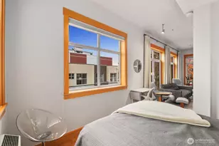 81 Vine St, Seattle, WA 98121 - Photo 20