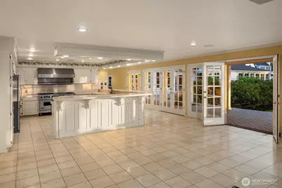 3727 Shore Avenue, Everett, WA 98203 - Photo 22