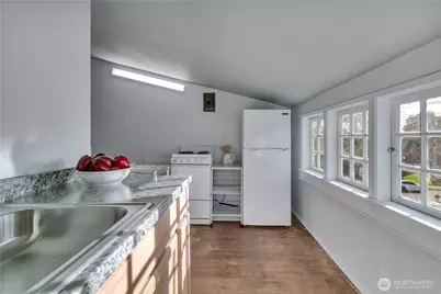 7656 Pacific Avenue, Tacoma, WA 98408 - Photo 28