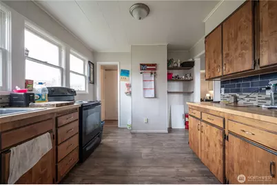 300 W 3rd Street, Aberdeen, WA 98520 - Photo 6
