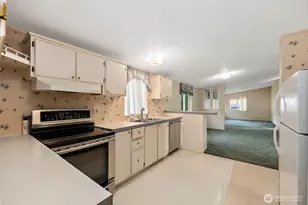 14306 Greenbelt Dr E, Bonney Lake, WA 98391 - Photo 26