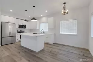 10707 8 Ave Ct S, Tacoma, WA 98444 - Photo 8