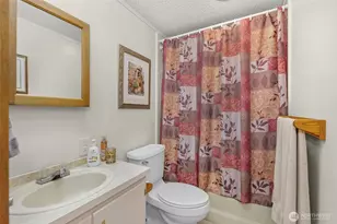 6217 4th St E, Tacoma, WA 98424 - Photo 34