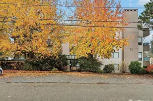 12300 33rd Ave NE, Seattle, WA 98125 - Photo 24