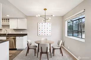 12300 33rd Ave NE, Seattle, WA 98125 - Photo 8