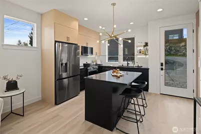 3415 48th Avenue SW, Seattle, WA 98116 - Photo 10