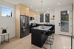 3415 48th Ave SW, Seattle, WA 98116 - Photo 10